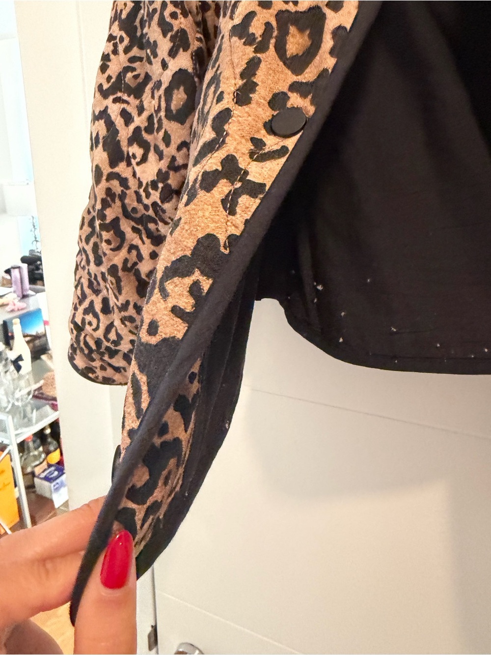 ZARA Leopard-Print Quilted Bomber Jacket in Tan and Black - Picture 2 of 6
